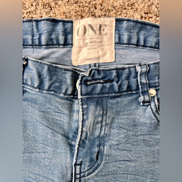 One by One Teaspoon Iggy’s Distressed Skinny Jeans - Picture 7 of 10